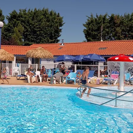 Campsite Camping Domaine Campista 3*